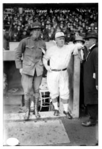 Hank Gowdy in military uniform with manager John McGraw, New York NL (baseball) LCCN2014705654