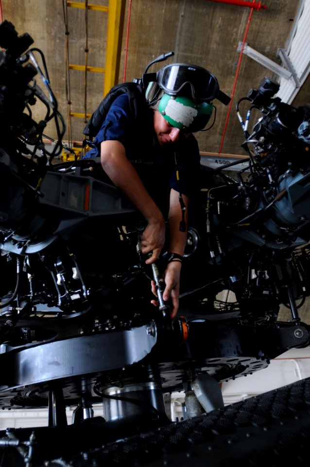 Hangar Maintenance DVIDS248956