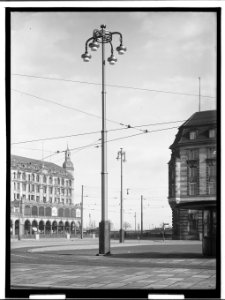 HANSif1150 Lichtmast auf dem Rathausmarkt