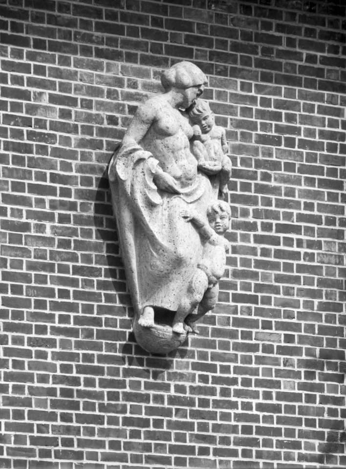 HANSif1166 Säuglingsheim Figuren am Säuglingsheim