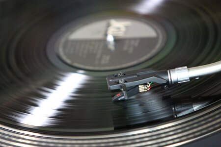 Turntable sound music