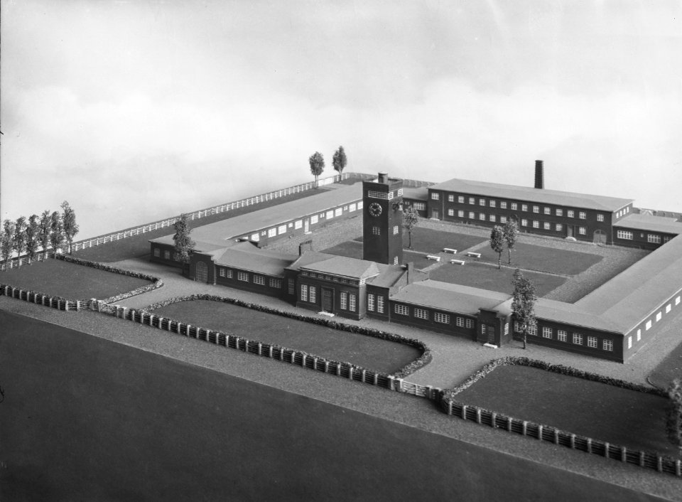 HANSif1355 Gefängnis Glasmoor Modell der Torfverwertung