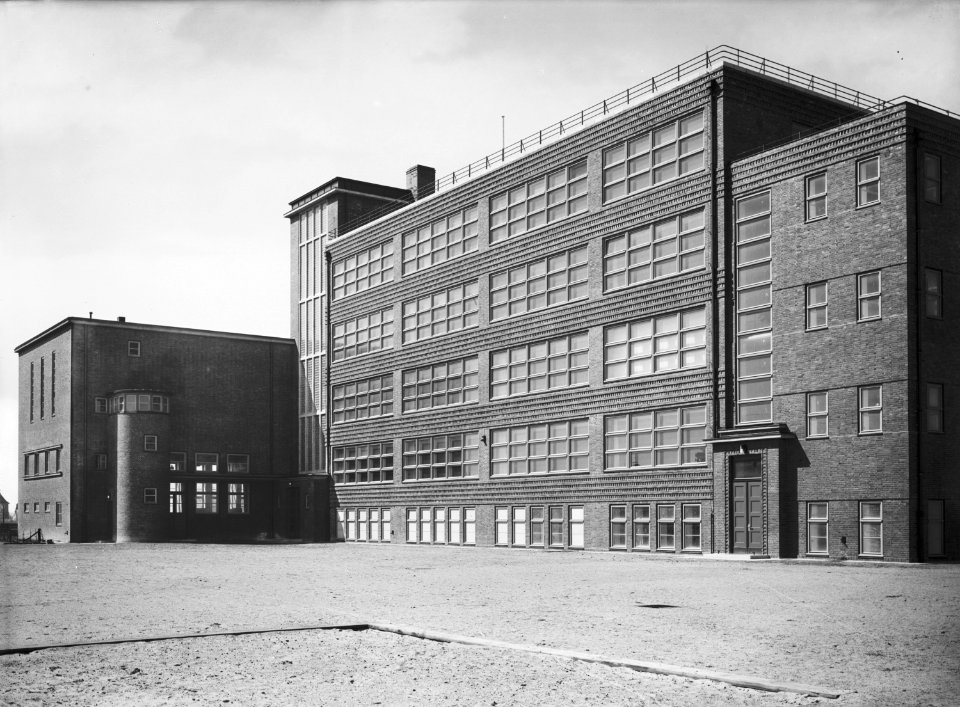 HANSif692 Schule Cuxhaven Teilansicht des Gebäudes
