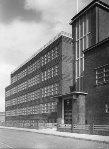 HANSif700 Schule Cuxhaven Gebäude-Teilansicht