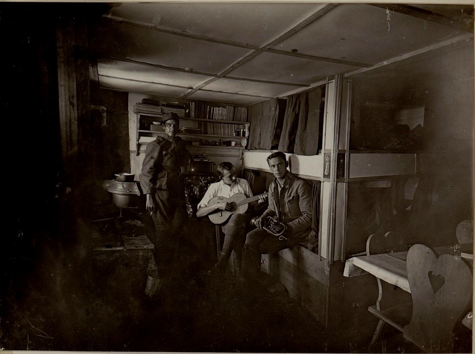 Inneres der Scottihütte (BildID 15483126)