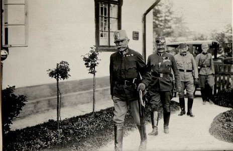 Inspizierung d.S.E.G.d.J.Suchovati beim Korpskomdo in Narajow (BildID 15530732)