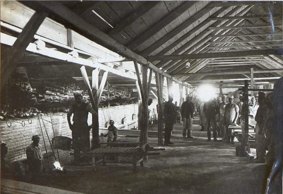 Innenraum der Dionsbäckerei 58 in Cebulje. (BildID 15596454)