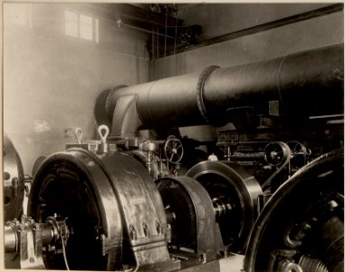 Innenraum des Elektowerkes Kaltwasser für Hochspannungs-Hindernisse. Aufgenommen am 31. Mai 1916. (BildID 15476049)