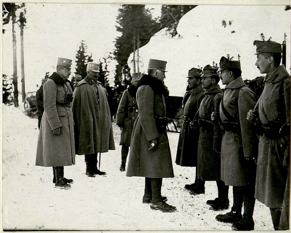 Inspizierung des J. Regiments No.14.durch Exzellenz Conrad v.Hötzendorf bei Feldpost 403 (BildID 15624585)
