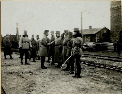 Inspizierung durch Generaloberst Böhm-Ermolli in Hinowice. (BildID 15527968)