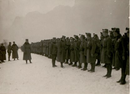 Inspizierung des Kaiserschützer-Rgmt.III.durch Sr.Mjestät in Mezzolombardo. (13-I.1918.) (BildID 15508787)