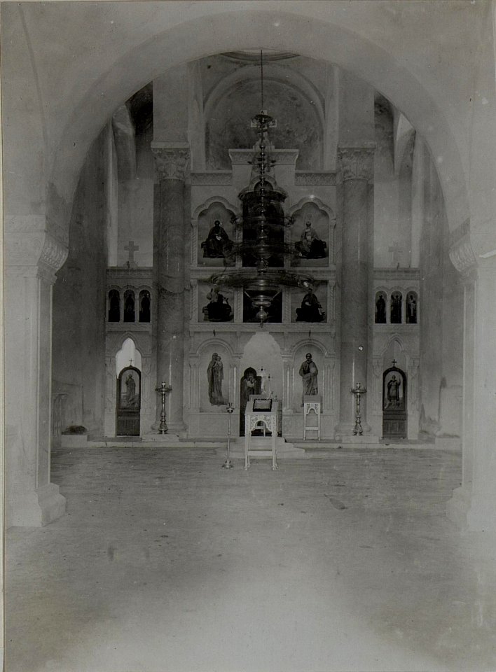 Inneres der Mausoleum - Kirche Topola. November 1915. (BildID 15454251)