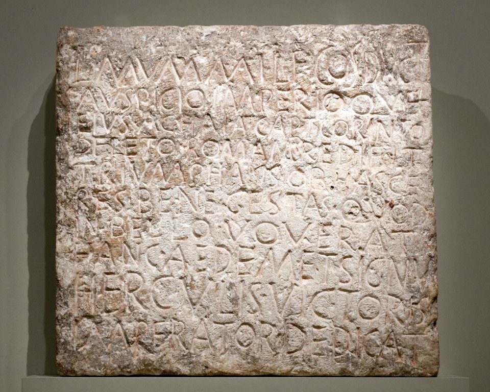 Inscription Lucius Mummius Pio-Clementino inv1158