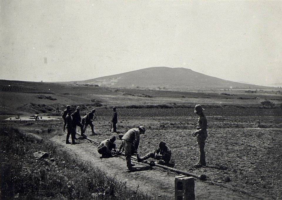 Instruktions-Detachement der kais.ottm. masch. techn. Lehr-Kompagnie in Maltepe. (Kleinasien.) (BildID 15674507)