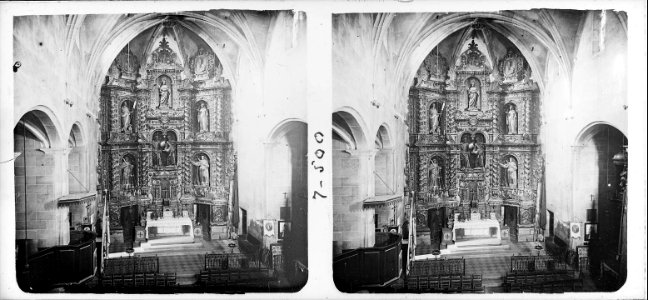 Interior d ' una església del Prat de Llobregat