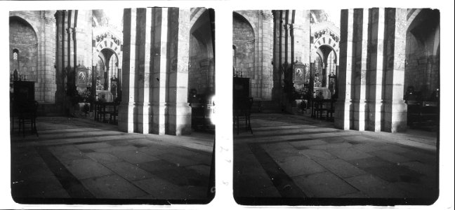 Interior de l'església dels frares blancs