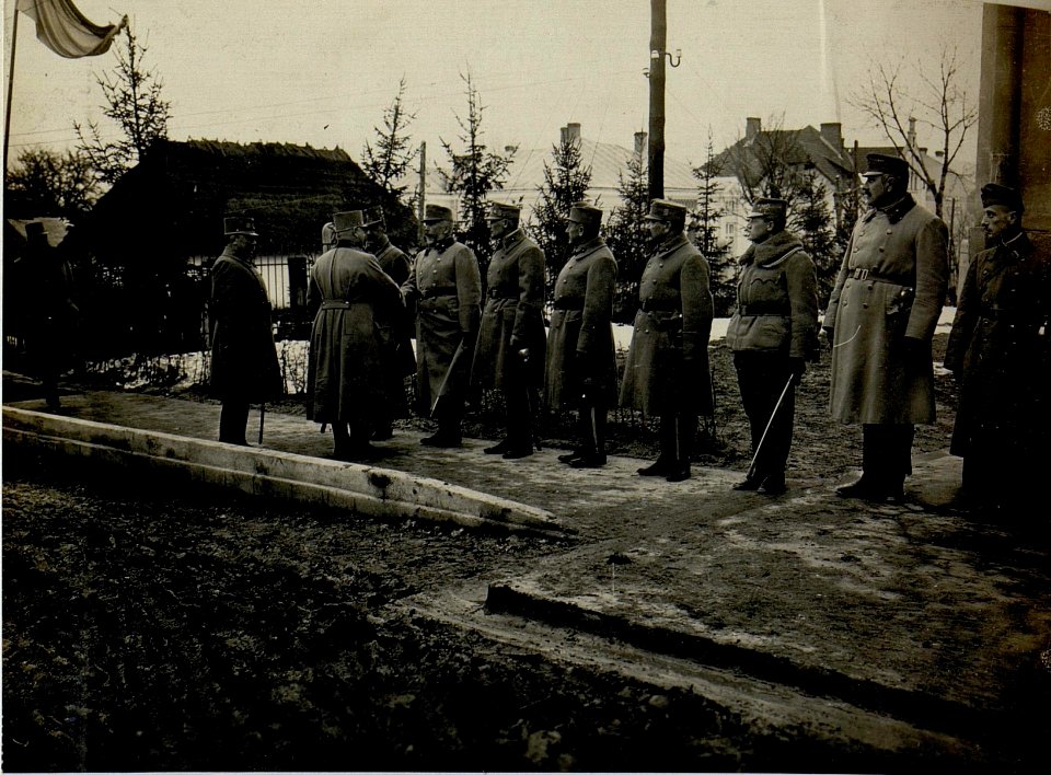 Inspizierung durch Sr.Exzl. F.M.L. KANIG in Podhajce. (BildID 15522281)
