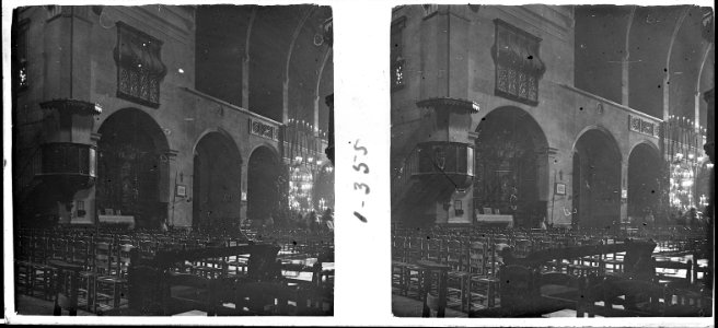 Interior de l´església de Sant Pere i Sant Pau de Canet de Mar