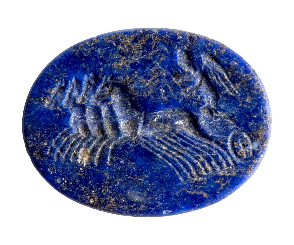 Intaglio in lapis lazuli of lazuliet met afbeelding van Victoria, 100 tot 200 NC, vindplaats- Tongeren, Paspoel, zuidwestgrafveld, losse vondst, collectie Gallo-Romeins Museum Tongeren, GRM 5875