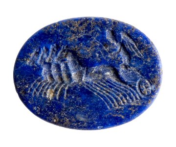 Intaglio in lapis lazuli of lazuliet met afbeelding van Victoria, 100 tot 200 NC, vindplaats- Tongeren, Paspoel, zuidwestgrafveld, losse vondst, collectie Gallo-Romeins Museum Tongeren, GRM 5875