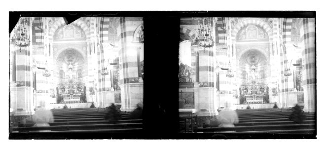 Interior d’una catedral