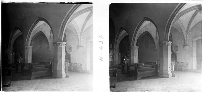 Interior i nau diagonal de l'església de la Doma