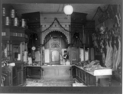 Interior of butcher shop of Henry J. Ridings. 197 S. Canal Street, Chicago, Ill. LCCN2012645664