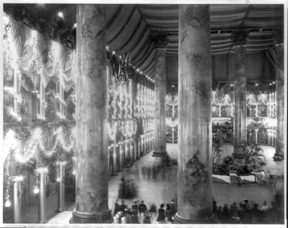 Interior of inaugural ballroom LCCN2006688435