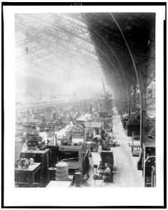 Interior of Gallery of Machines, showing machinery, Paris Exposition, 1889 LCCN93516700