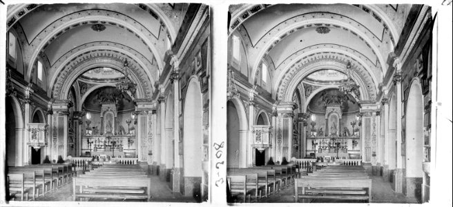 Interior de l'ermita de Tortosa