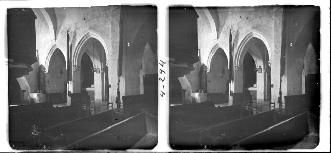 Interior de l'església de Sant Genís de Palafolls