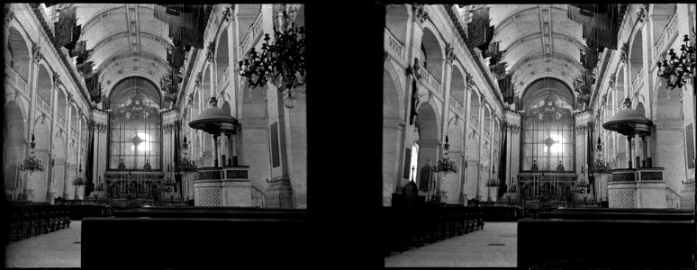 Interior de l'església de Sant Lluis dels Invàlids a París