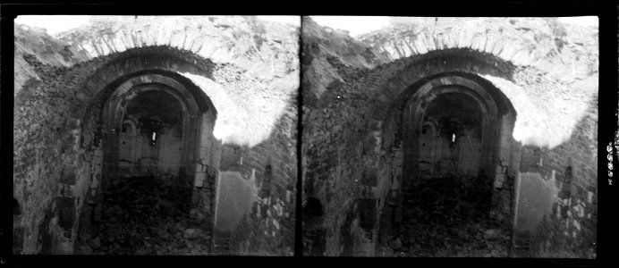 Interior de Sant Pere de Ponts (AFCEC DEGOLLADA X 126)