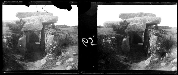 Interior de la Table des Marchand, dolmen de Locmariaquer, a la Bretanya francesa