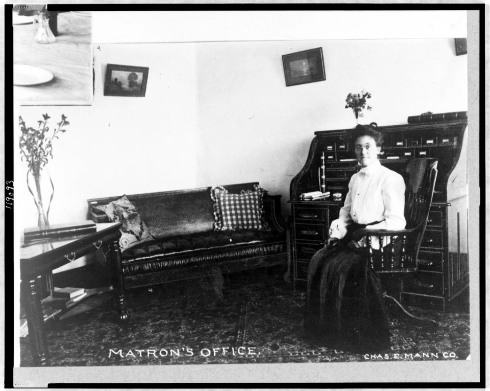 Interior views, Iowa Odd Fellows' Orphans' Home, Mason City, Iowa - Chas. E. Mann Co. LCCN97517588