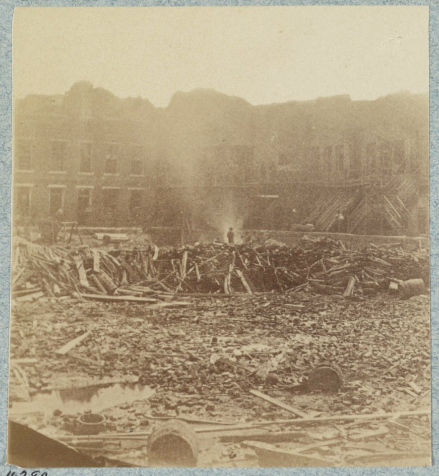 Interior views of Fort Sumter, Charleston, S.C. taken by a Confederate photographer in 1864 (i.e. 1863) LCCN2013651647