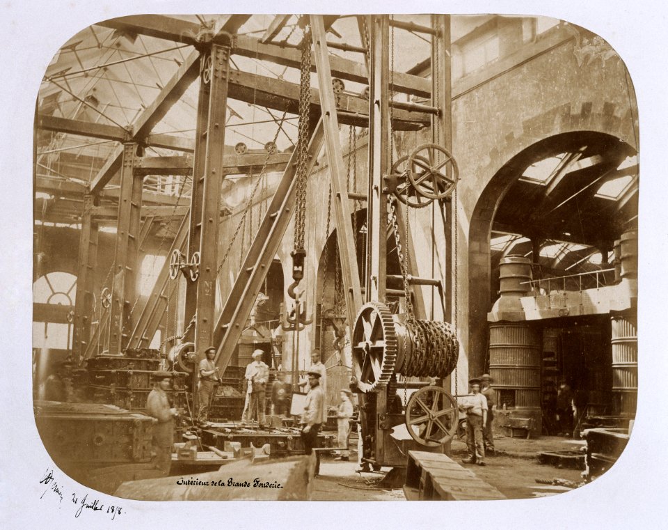 Intérieur de la grande fonderie 2001.0034.19