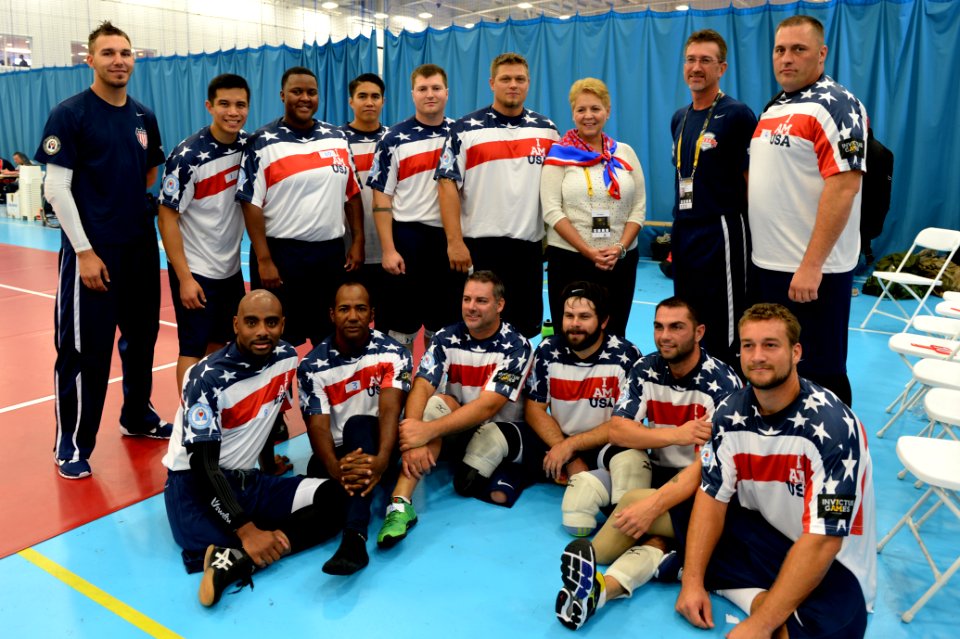 Invictus Games 140909-N-PW494-101
