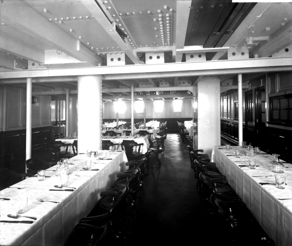 Intermediate Dining Room on the 'Orduna' (1914) RMG G10762