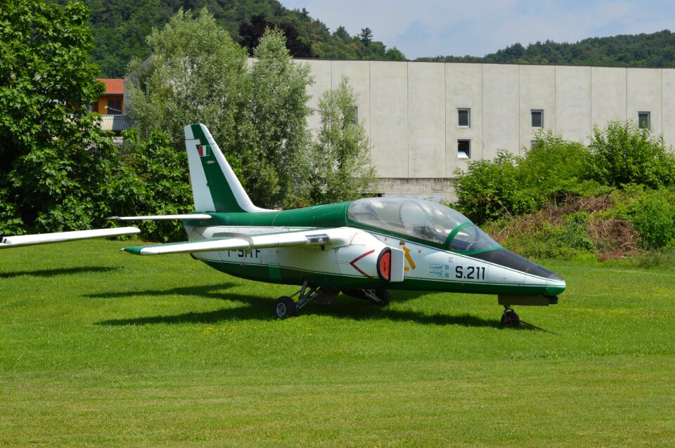 Aircraft flight transport