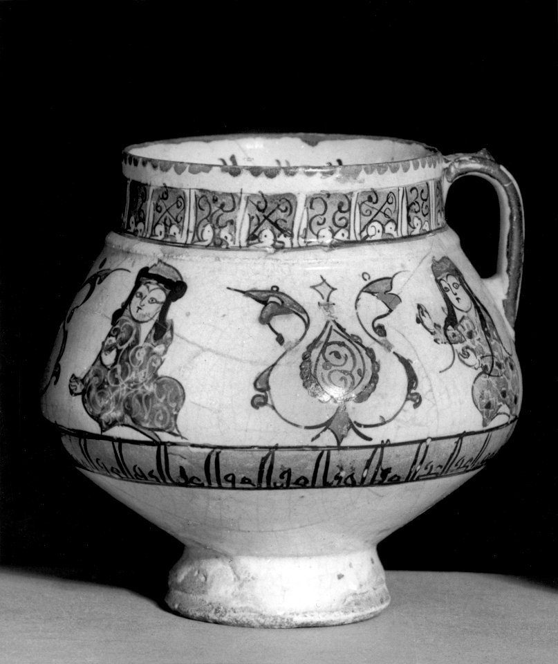 Iranian - Fritware Jug with Four Seated Figures and Arabesques - Walters 481072