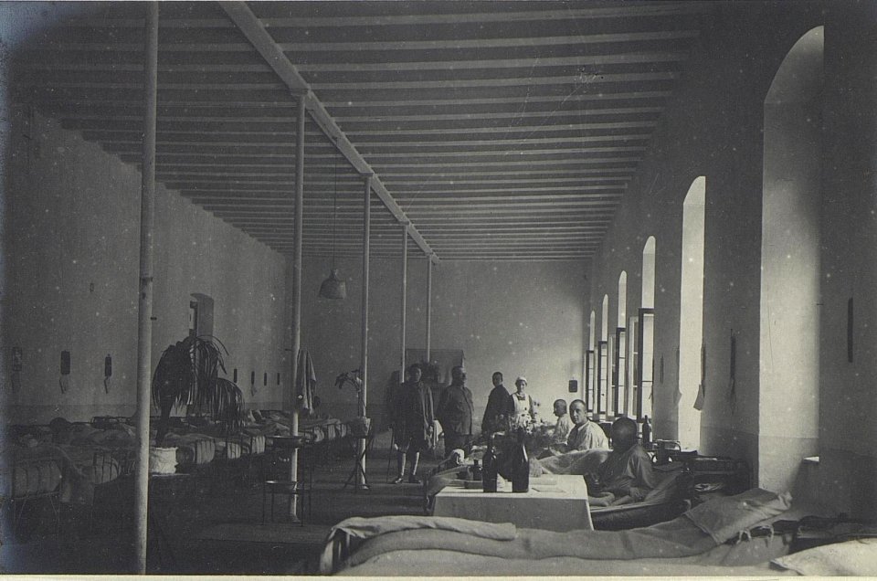 Interne Zimmer des Feldspitales 1506. (BildID 15672597)