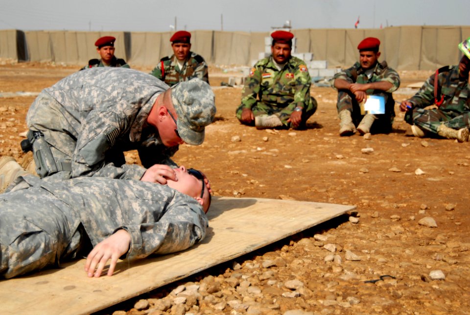 Iraqi basic training in Karbala DVIDS160173