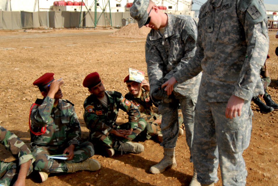 Iraqi basic training in Karbala DVIDS160180