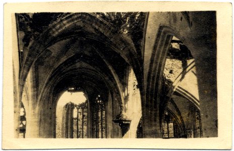 Intérieur de l'église de Beauzée en ruine. - Fonds Berthelé - 49Fi1747