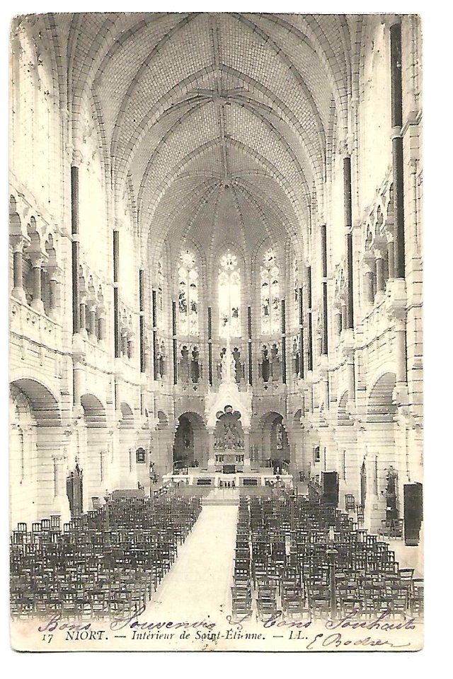 Intérieur de St Étienne de Niort