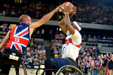 Invictus Games 2014 140913-N-WP746-048