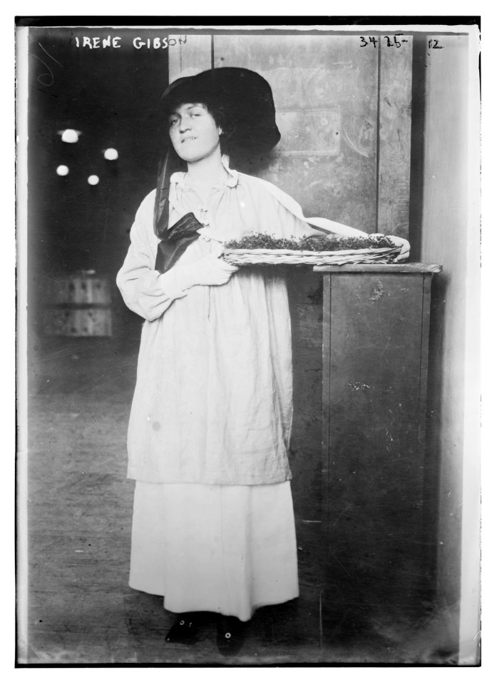 Irene Gibson LCCN2014698670