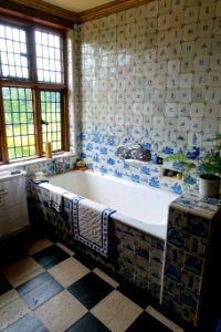 Ireton Bathroom - Packwood House - Warwickshire, England - DSC08908 photo