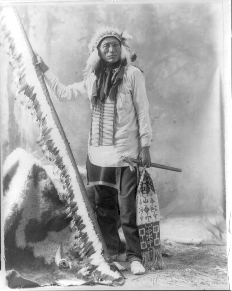 Iron Tail, full length portrait, with pipe and spear LCCN2016647993